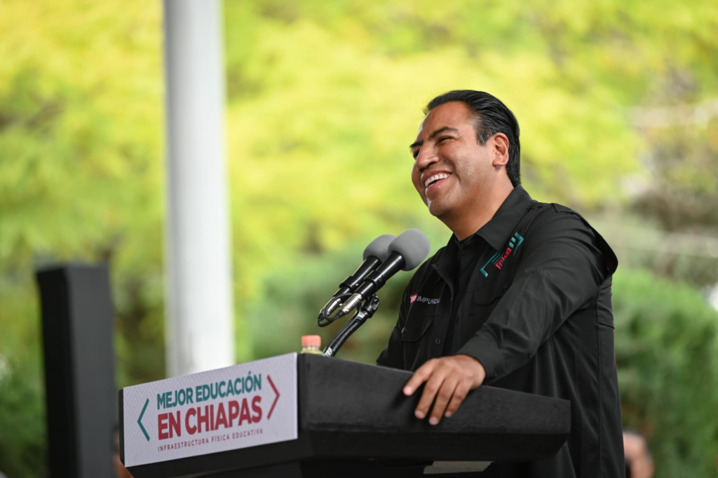 Eduardo Ramírez inicia en Comitán el proyecto "Infraestructura Educativa de Chiapas"